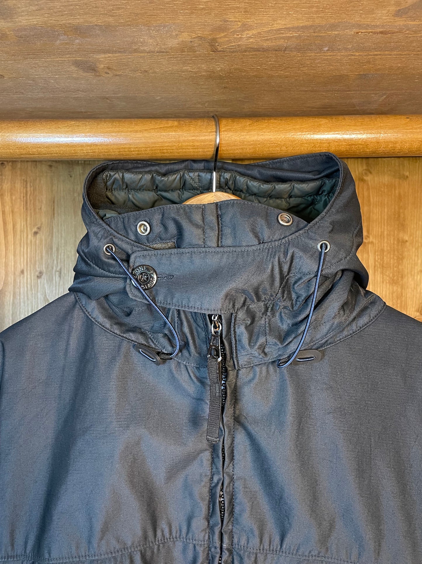 2000 Technical nylon jacket with detachable inner
