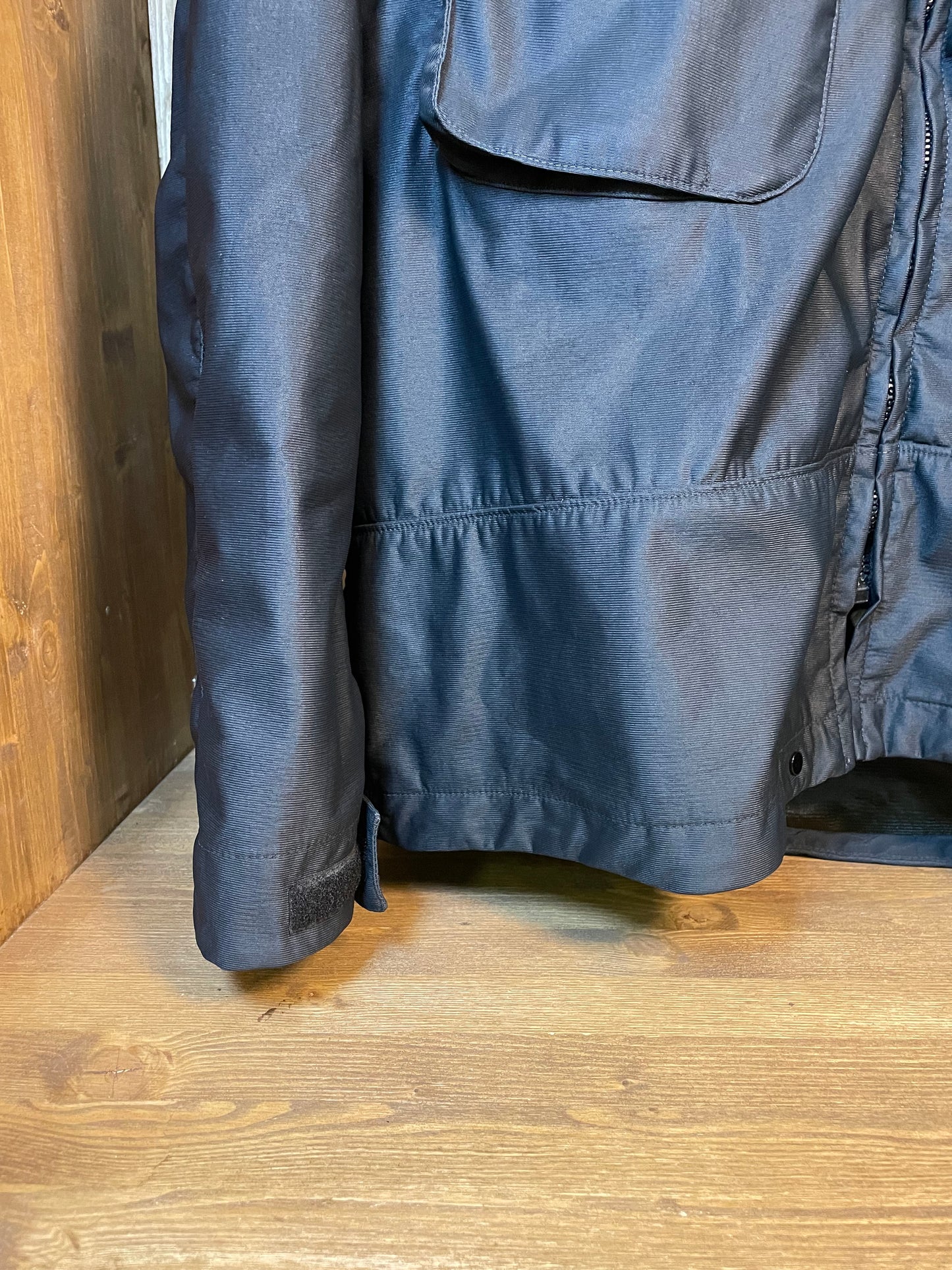 2000 Technical nylon jacket with detachable inner
