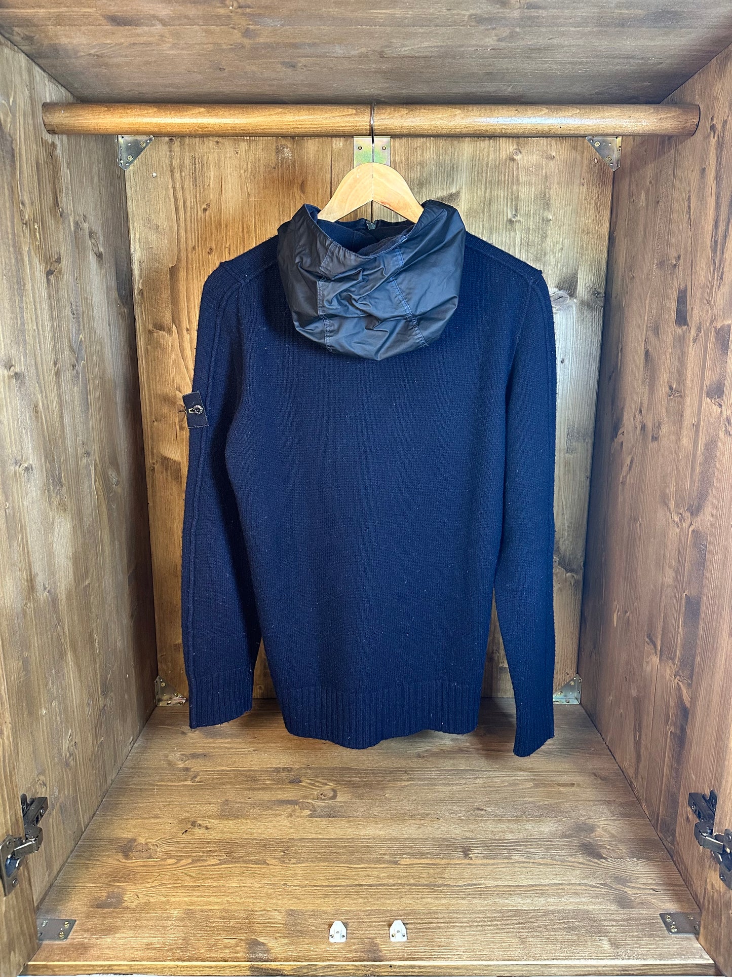 AW13 BLU WOOL ZIP JUMPER with light mussola gommata hood