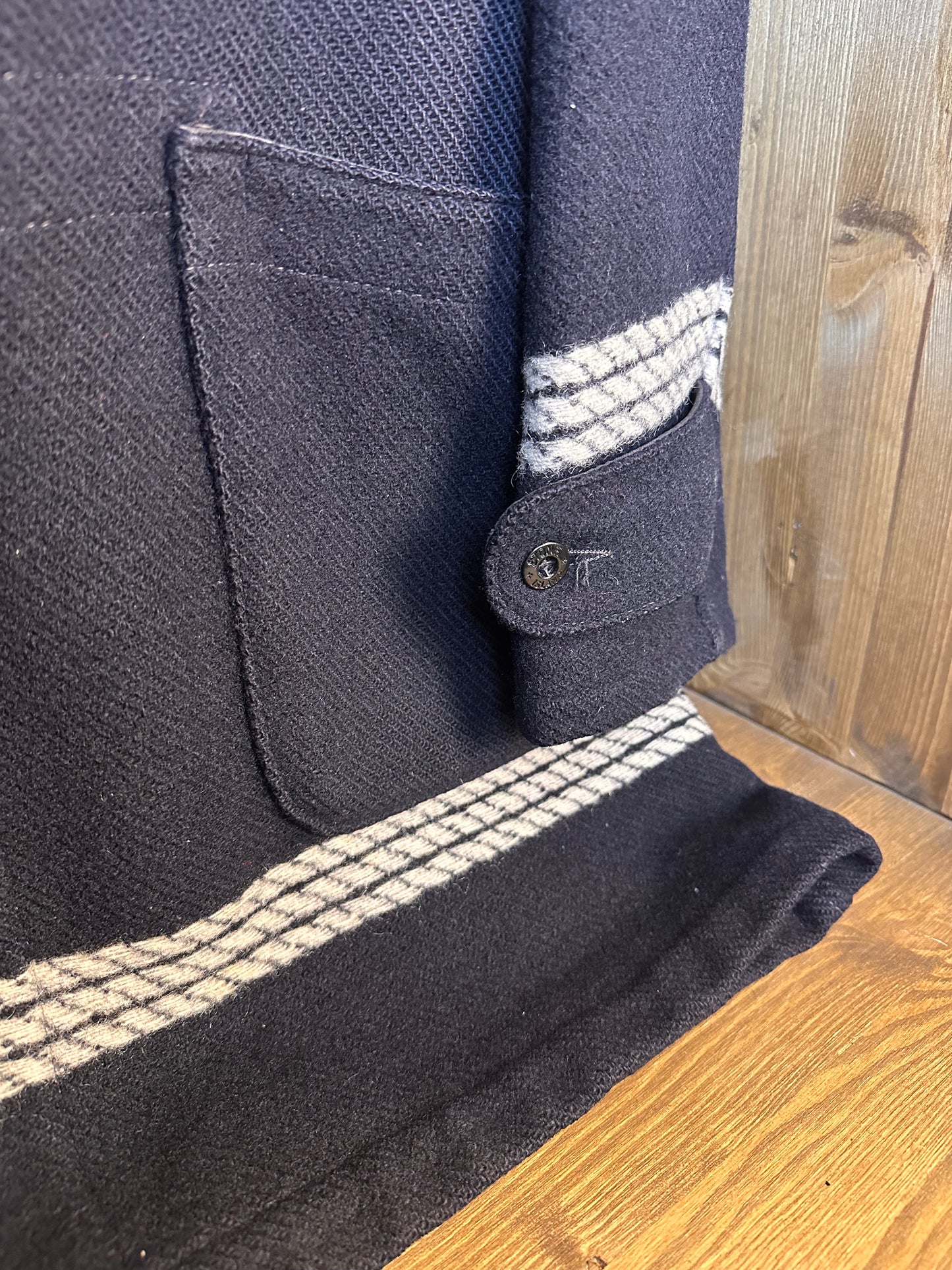 AW88 WOOL MONTGOMERY WITH SPELLOUT in Navy Blue